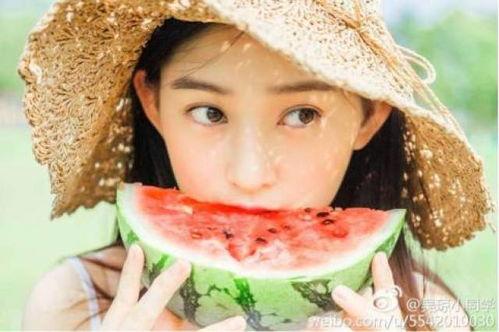 糖豆豆娱乐圈吃瓜合集,揭秘明星幕后故事,吃瓜合集大放送