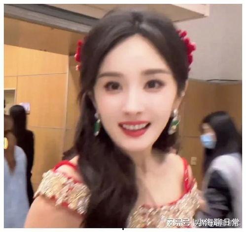 娱乐圈吃瓜爆料直播间女,揭秘明星幕后故事